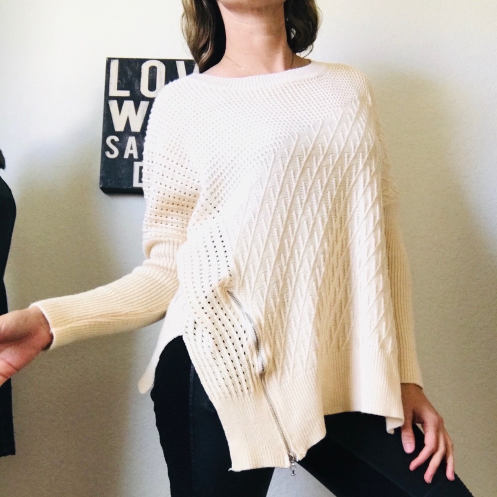 Femenine nice sweater size M .NWOT.🧿🧿🧿